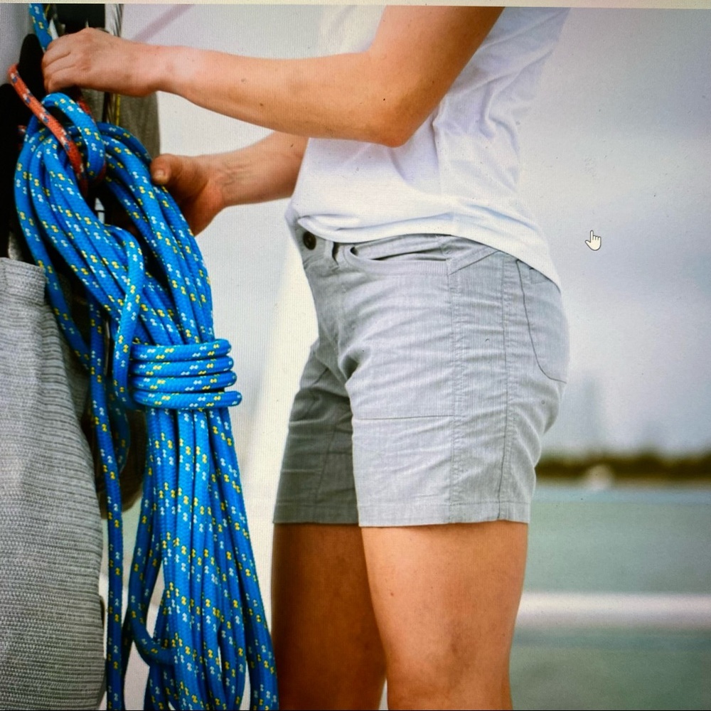 Kuhl Lightweight Cabo Short with UPF 50+ Sun Protection. Size 8-like new!